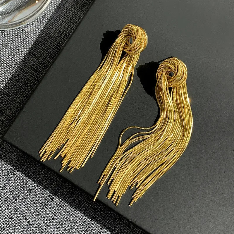 2023 New Contracted Senior Long Metal Tassel Earrings