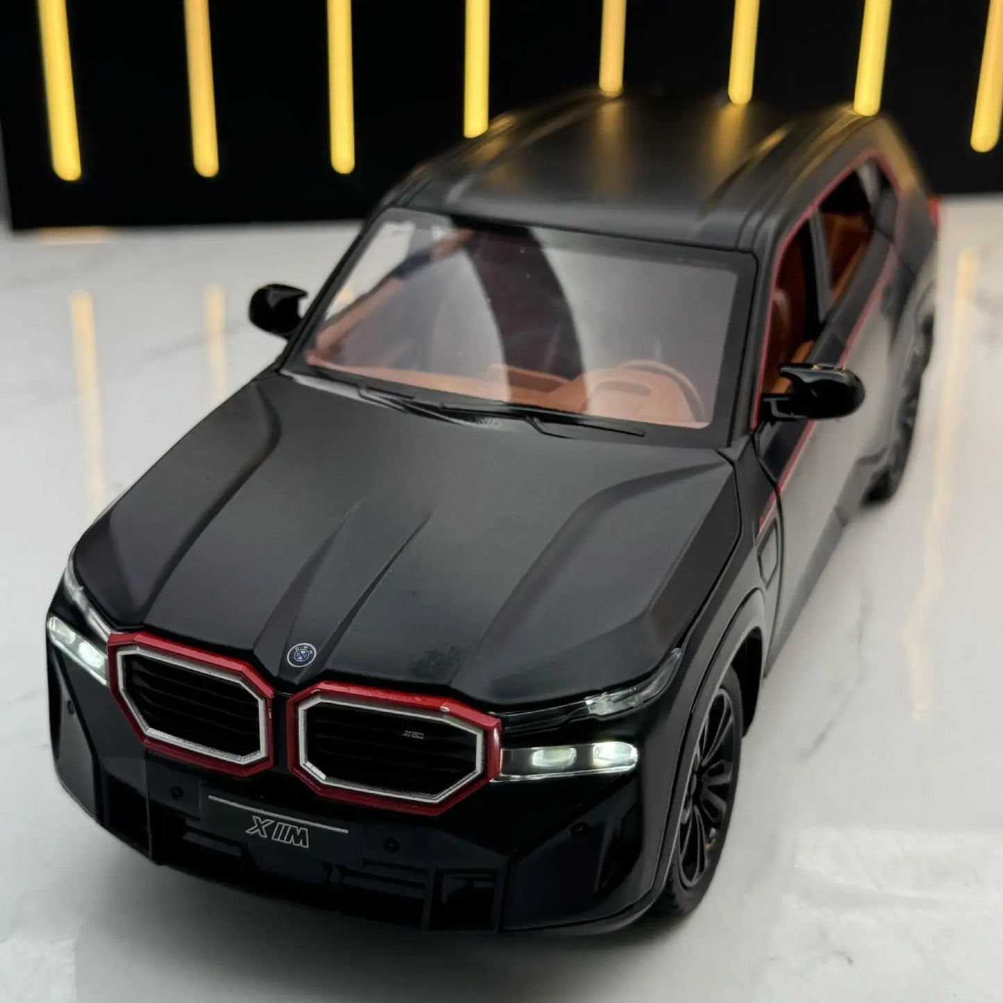 BMW XM SUV Alloy Car Diecasts & Toy Vehicles Car Model Sound and light Pull back Car